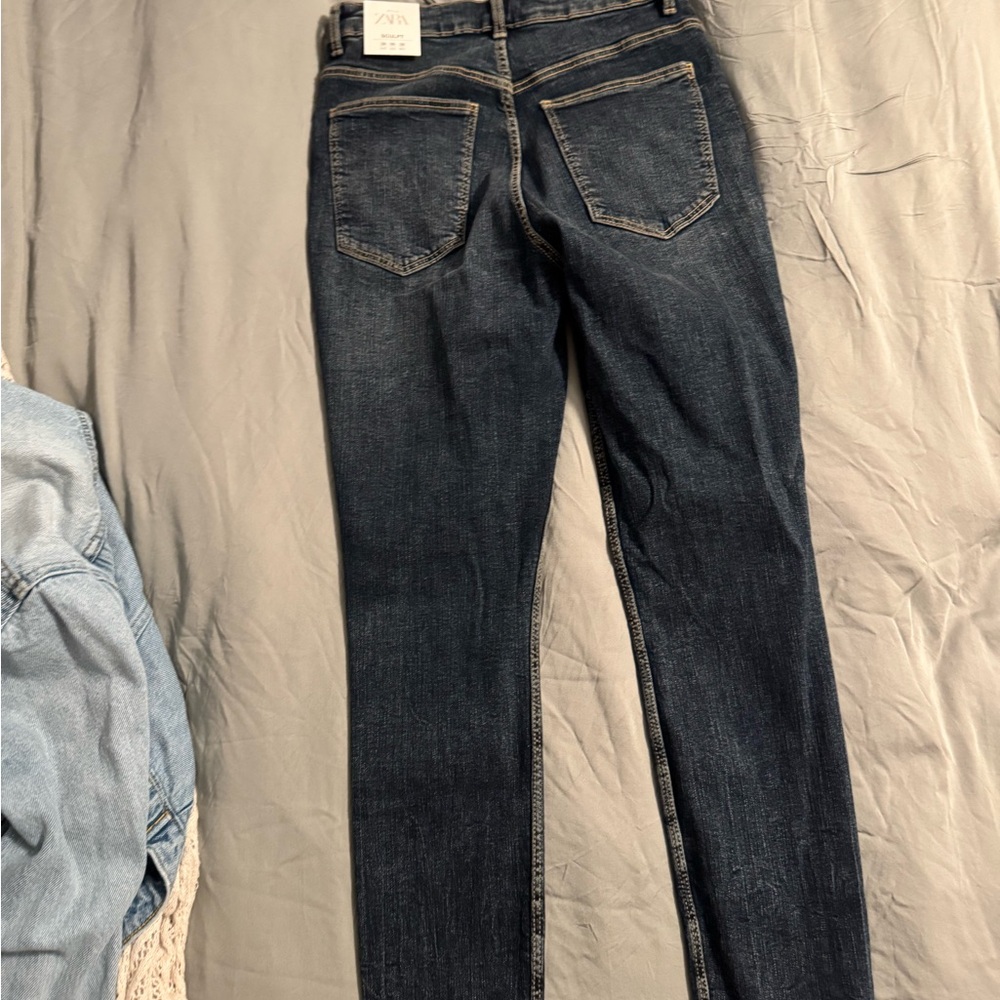 NWT Zara High-Waisted Blue Skinny Jeans with Vintage Wash - Picture 6 of 9
